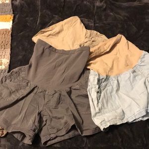 3 Pairs xl motherhood maternity shorts with panel